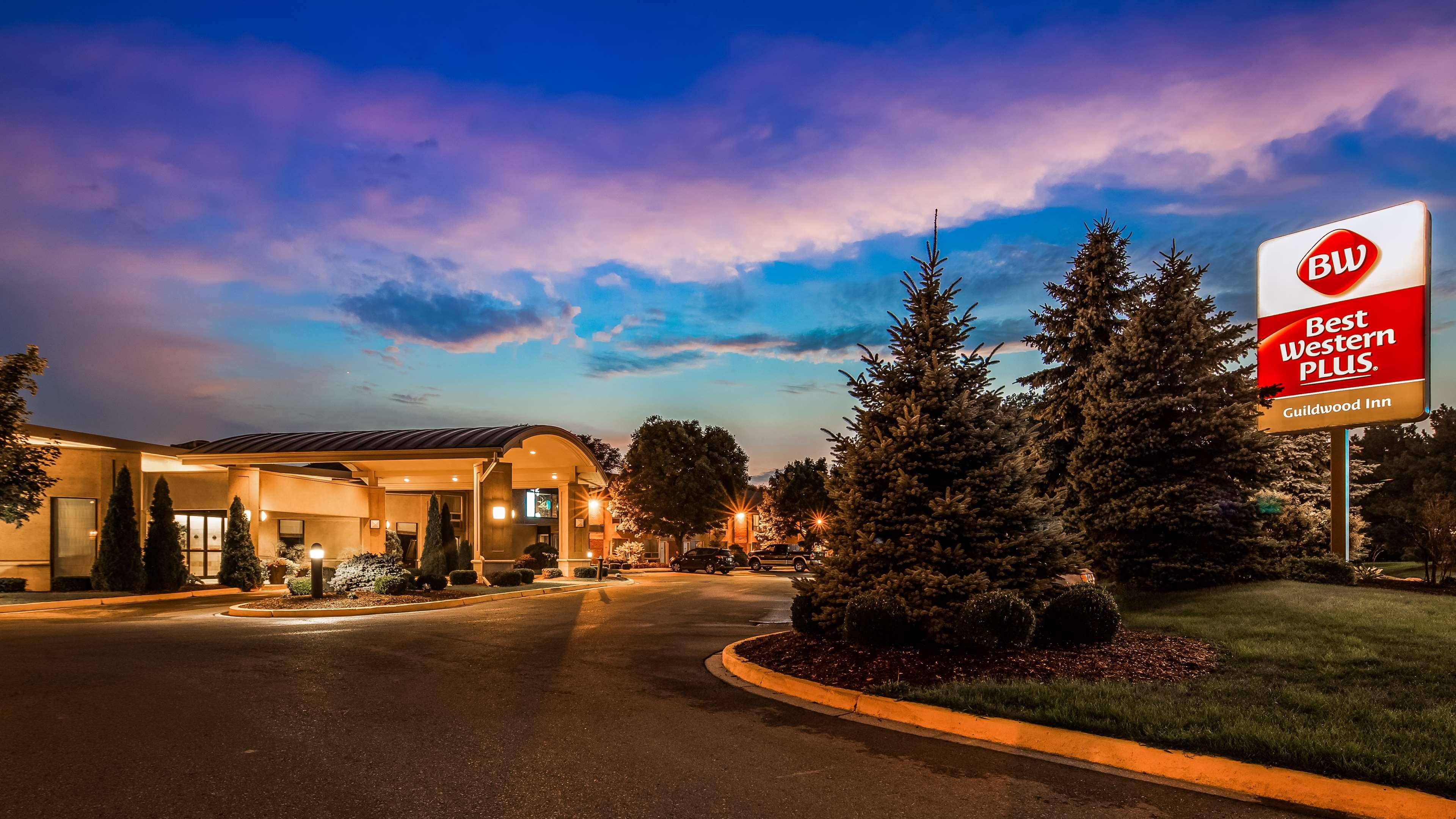 Best Western Plus Guildwood Inn Сарнія Екстер'єр фото